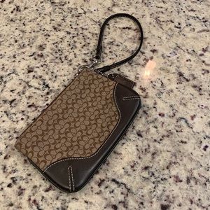 Pristine Coach Wristlet